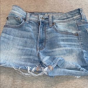American eagle denim shorts in perfect condition!